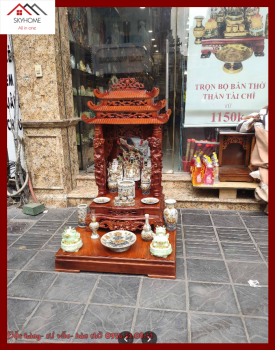Thắp năm cây nhang hay ba cây cho bàn thờ Thần Tài